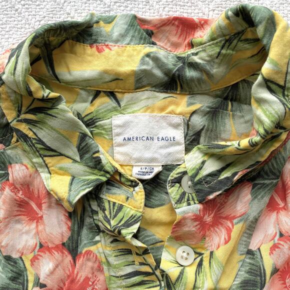 American Eagle Hawaiian Yellow Floral Print Tie-Front Short Sleeve Top‎ - Picture 6 of 8